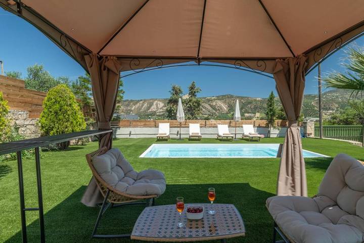 Villa für 8 Personen, mit Balkon und Terrasse sowie Garten und Pool in Heraklion - 3