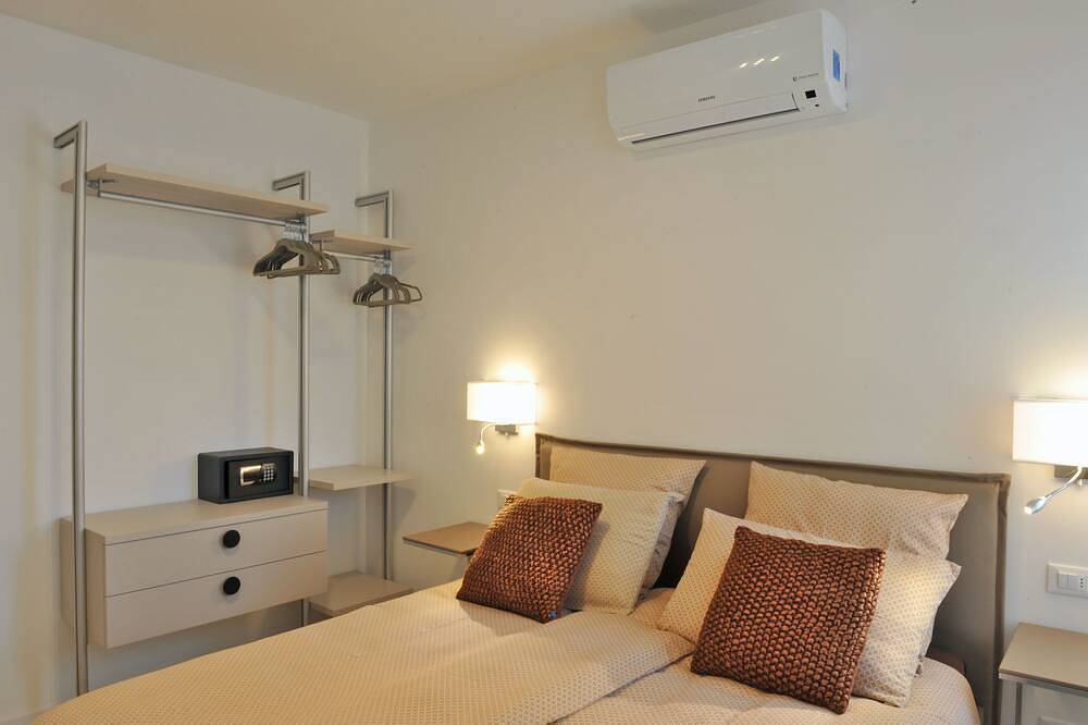 Ganze Wohnung, Schöne Feiertags-Zitrone Ap. 2 Zimmer ~ Ap. 6 in Limone sul Garda, Gardasee-Berge