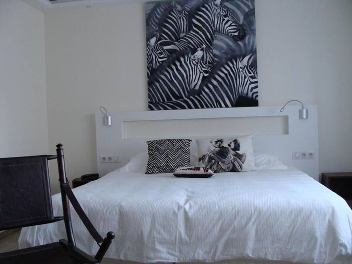 Hôtel pour 2 personnes, avec terrasse, animaux acceptés à Brioude - 3