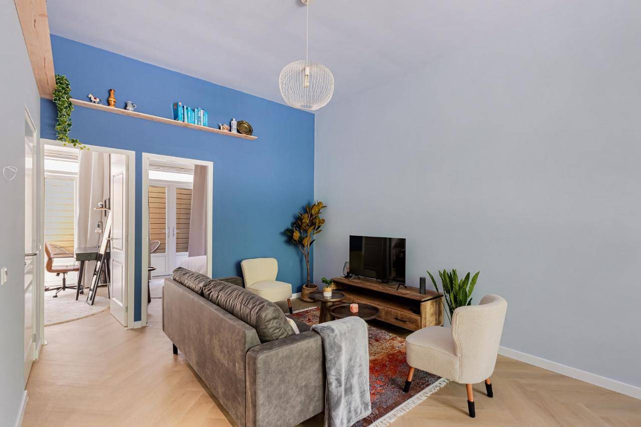 Geheel appartement, Two-Bedroom Apartment in Amsterdam Oost, Nederlandse kust