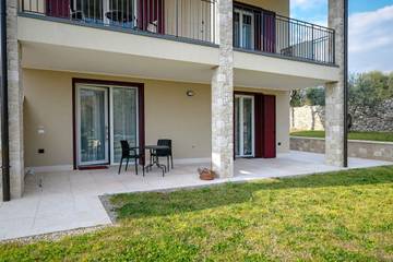 Apartment for 4 People in Bardolino, Garda Mountains, Photo 1