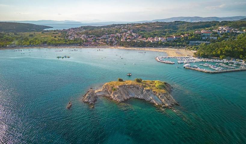 Camping pour 5 personnes, avec sauna ainsi que jacuzzi et terrasse dans Rab - 4