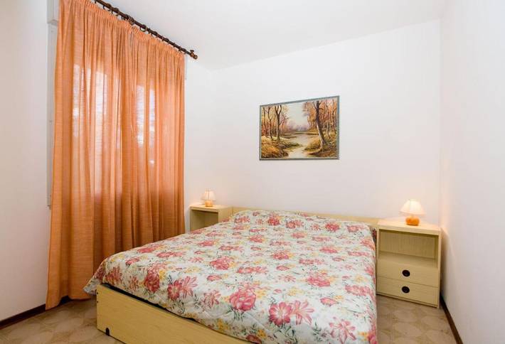 Bungalow für 6 Personen, mit Balkon/Terrasse und Ausblick, mit Haustier in Bibione - 2