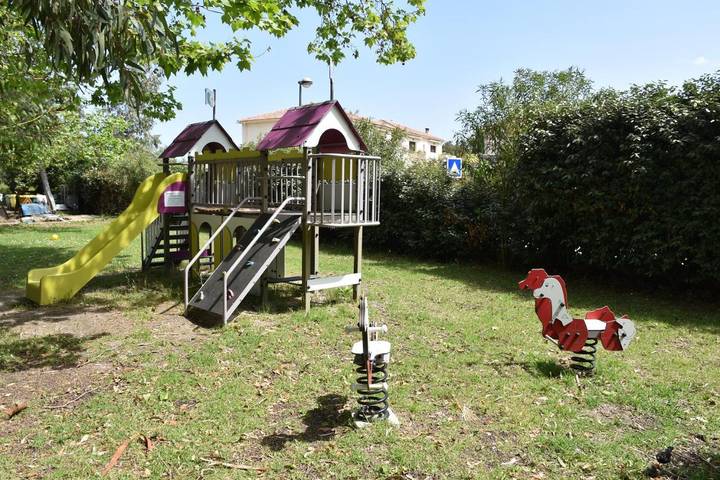 Camping für 6 Personen, mit Terrasse in Calvi - 3