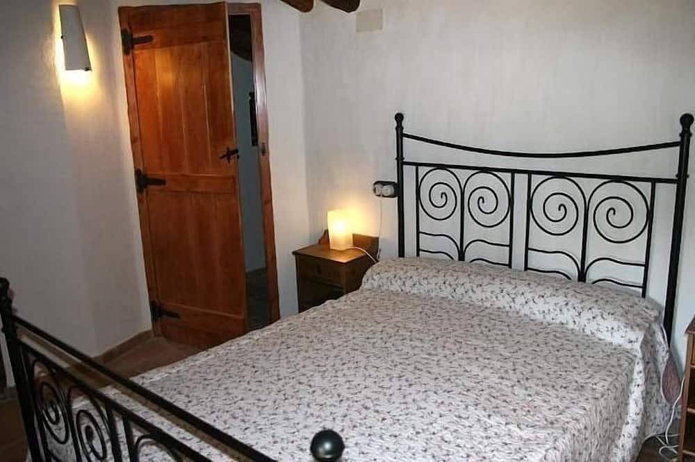 Self catering Mas de l'Acordió for 4 people in Valderrobres, Teruel Region