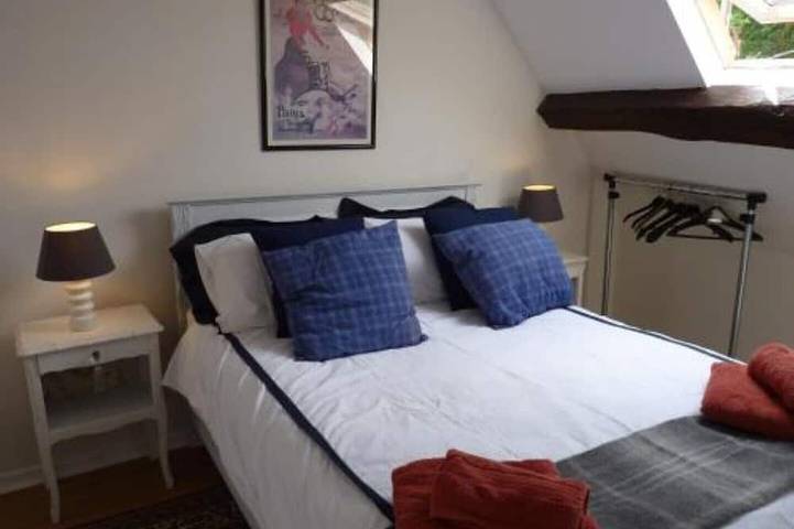 Location de vacances pour 5 personnes, avec Terrasse et Jardin à Lonlay-l'Abbaye - 2