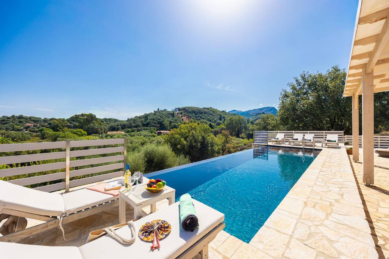 Villa pour 7 personnes avec terrasse in Corfou