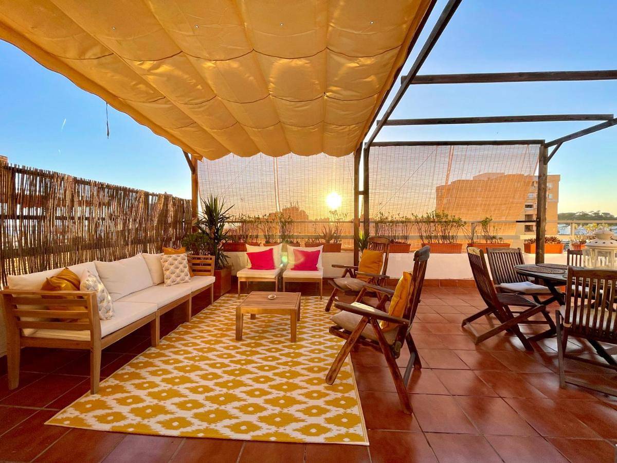 Apartamento entero, Three-Bedroom Apartment in Islantilla, Lepe