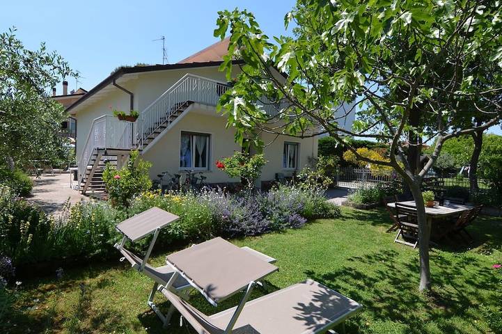 Ferienwohnung für 5 Personen, mit Garten