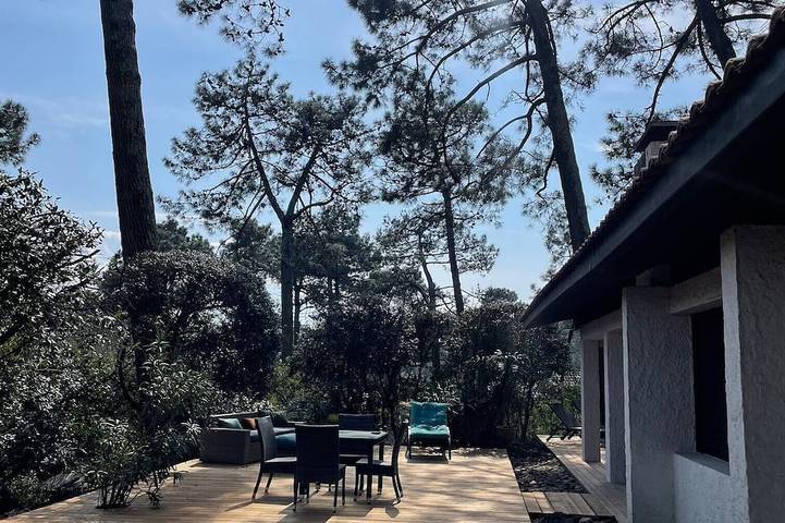 Location de vacances pour 10 personnes, avec Terrasse et Jardin dans Port de la Vigne
