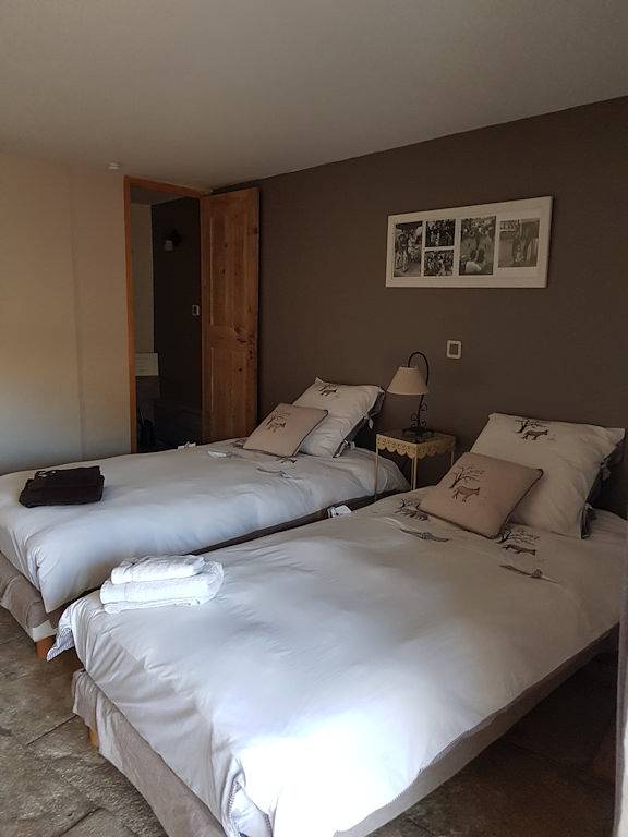 Chambre d’hôte pour 2 personnes, avec jardin dans le Gard - 4