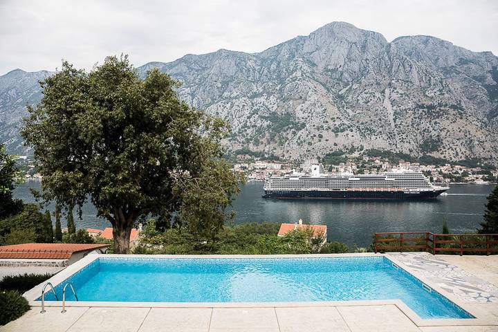 Villa für 10 Personen, mit Garten und Terrasse in Montenegro - 2
