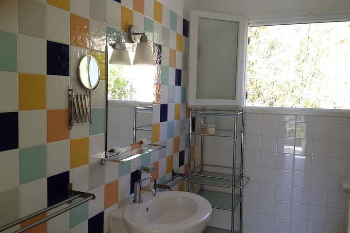 Location de vacances pour 4 personnes, avec terrasse ainsi que piscine et jardin à Serviers-et-Labaume - 4