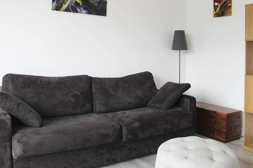 Appartement entier, Studio lumineux et agréable proche du centre-ville in Bagnolet, Seine-Saint-Denis