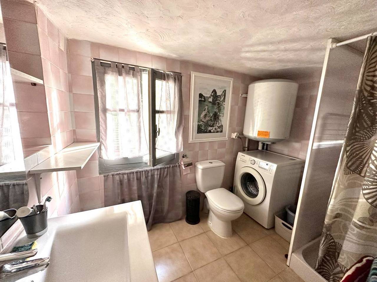 Ganze Wohnung, Apartment in Santa-Reparata-Di-Balagna mit Terrasse in Santa-Reparata-di-Balagna, Calvi und Umgebung