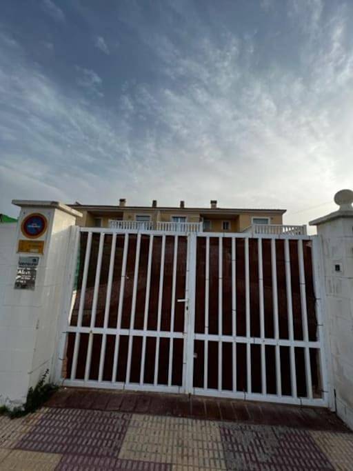 Three-Bedroom House in Cullera, Costa de Valencia