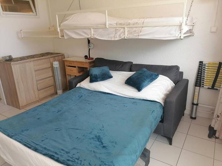 Gîte pour 3 personnes, avec jardin ainsi que piscine et terrasse dans Port Saint Ange - 3