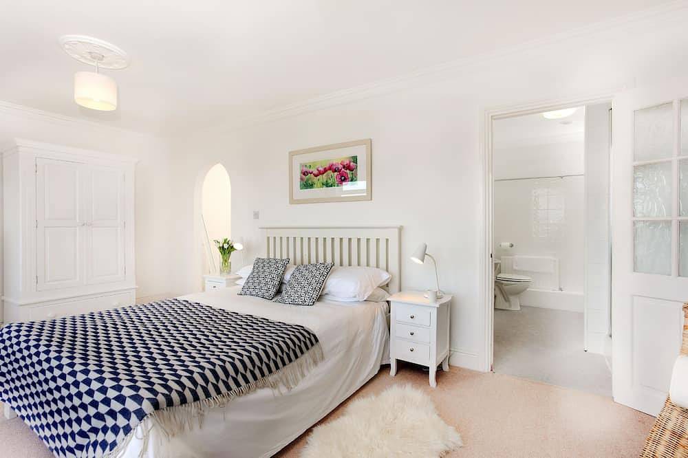 Beau Vista First Floor Apartment in Padstow, Cornualles