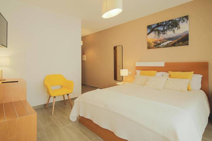 Casa de férias para 2 pessoas, com vista e terraço em Peso da Régua