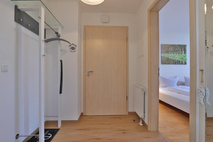 Ferienwohnung für 3 Personen, mit Balkon und Garten sowie Seeblick in Tarnewitz - 4