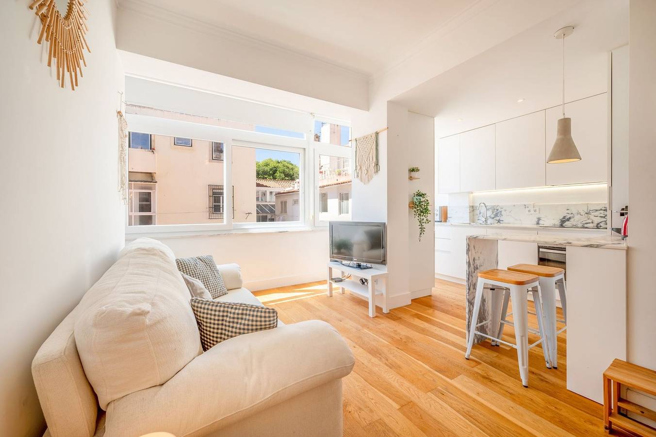 Holiday apartment in Lisbon from £95 per night
