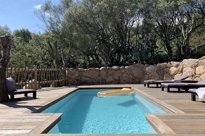 Maison de vacances pour 4 personnes, avec terrasse et jardin à Lecci