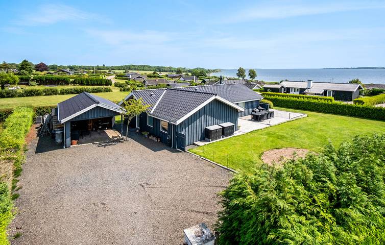 Ferienhaus für 8 Personen, mit Terrasse - 1