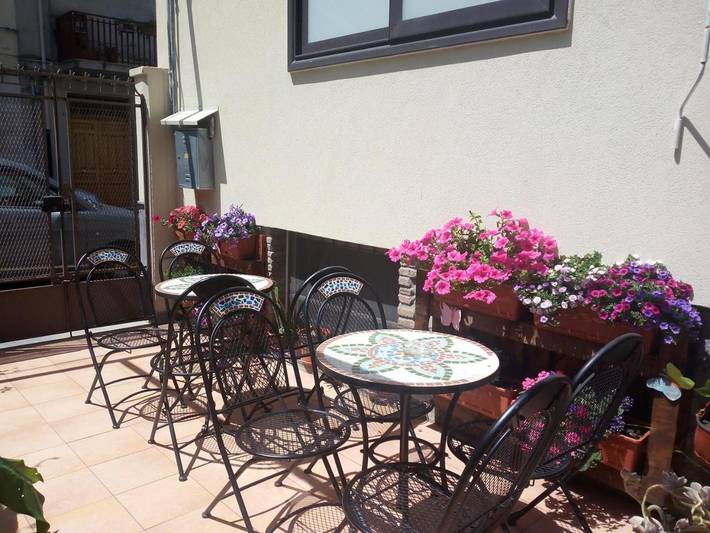 Location de vacances pour 2 personnes, avec Jardin et Vue à Adrano