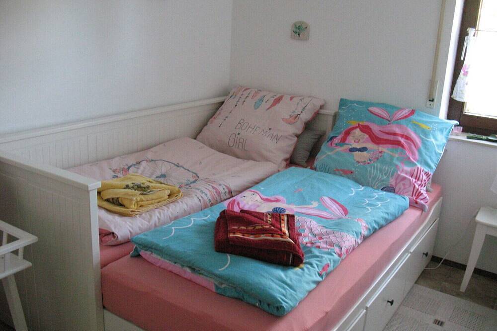 Ganze Wohnung, Familienfreundliche Ferienwohnung in Bammental, Kraichgau