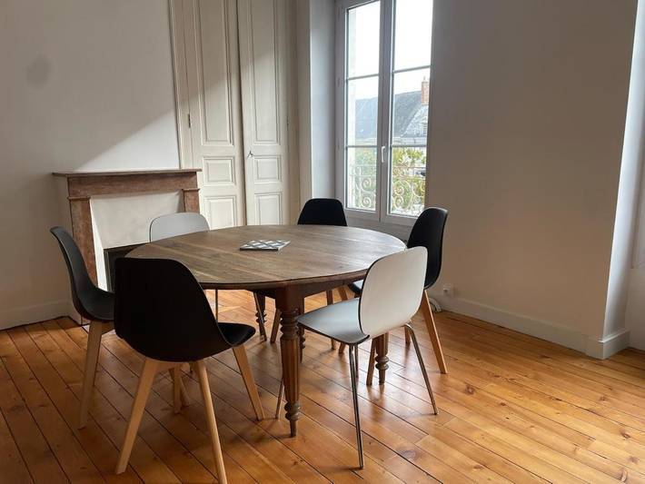 Gîte pour 6 personnes, avec jardin à Écommoy - 4