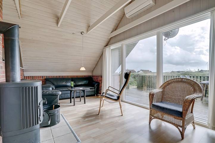 Amazing home in Ringkøbing w/ Wifi, Sauna and 3 Bedrooms in Ringkøbing, Holmsland Klit