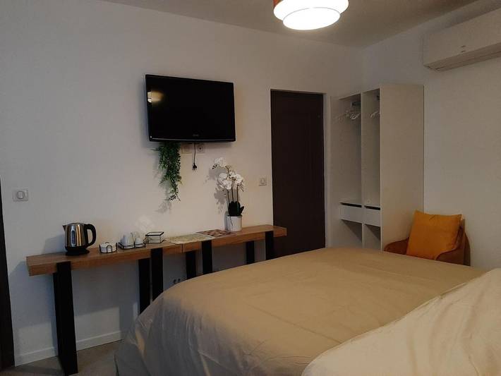 Hôtel pour 2 personnes, avec balcon à Le Vigan - 2