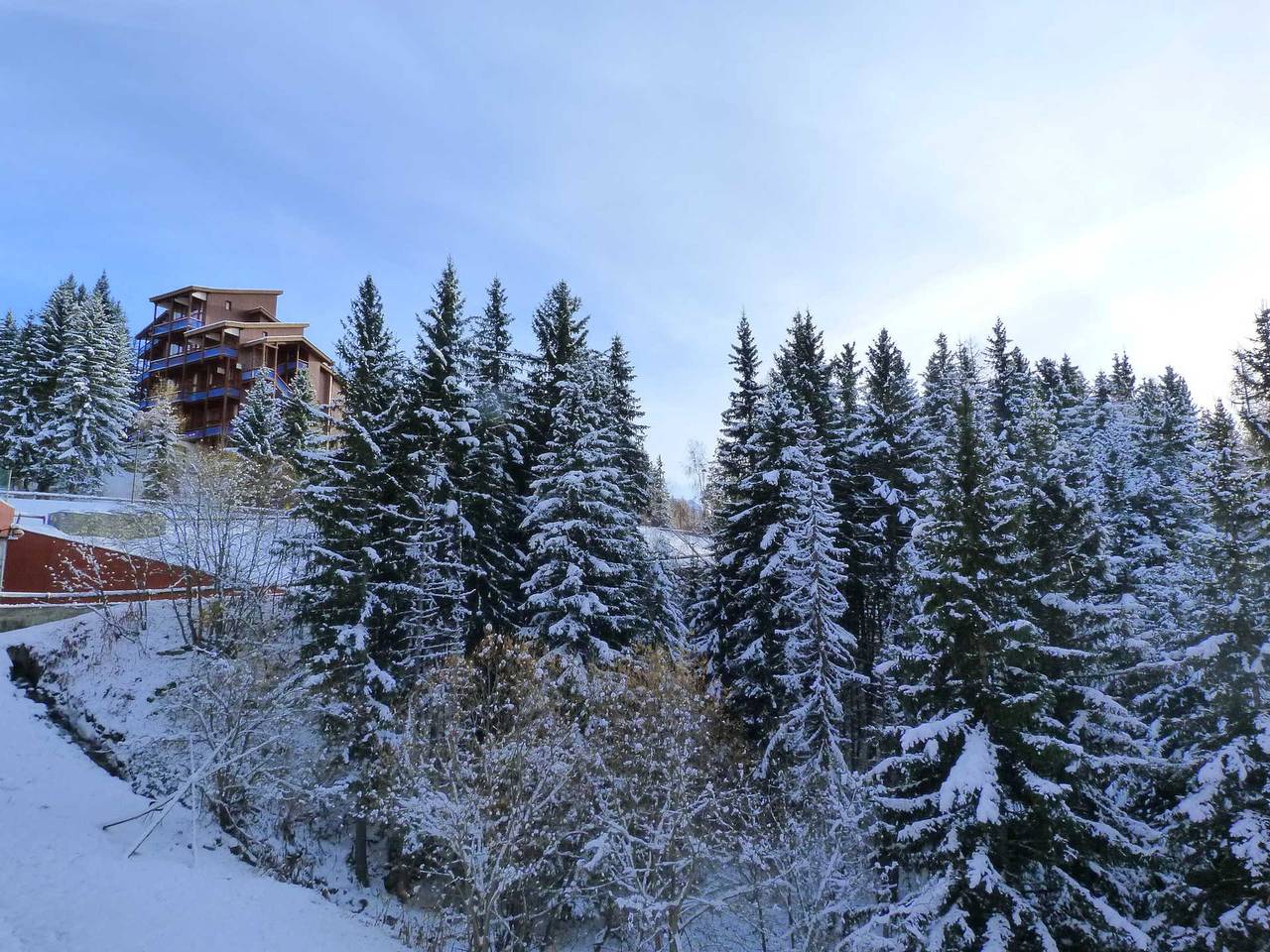 Entire apartment, Renovated 4-room apartment for 8 in the heart of Arc 1800, pets allowed in Arc 1800, Bourg-Saint-Maurice