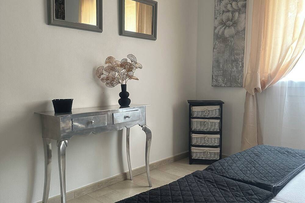 Villa avec piscine chauffée entre Porto Vecchio et Bonifacio à 10 min des plages in Figari, Arrondissement de Sartène