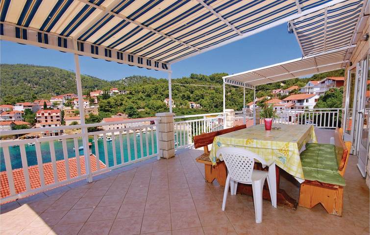 Gîte pour 9 personnes, avec terrasse en Korcula - 4