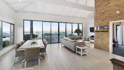 Holiday Home for 10 People in Dunsborough, Western Australia, Photo 3