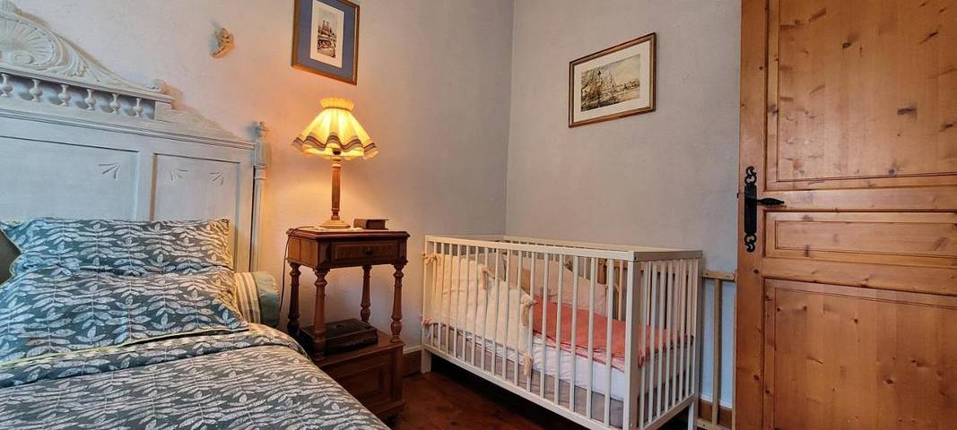 Location de vacances pour 10 personnes, avec terrasse et vue, adapté aux familles à Terrasson-Lavilledieu - 4
