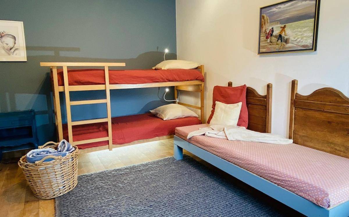 Four-Bedroom House in Les Petites Dalles, Sassetot-le-Mauconduit