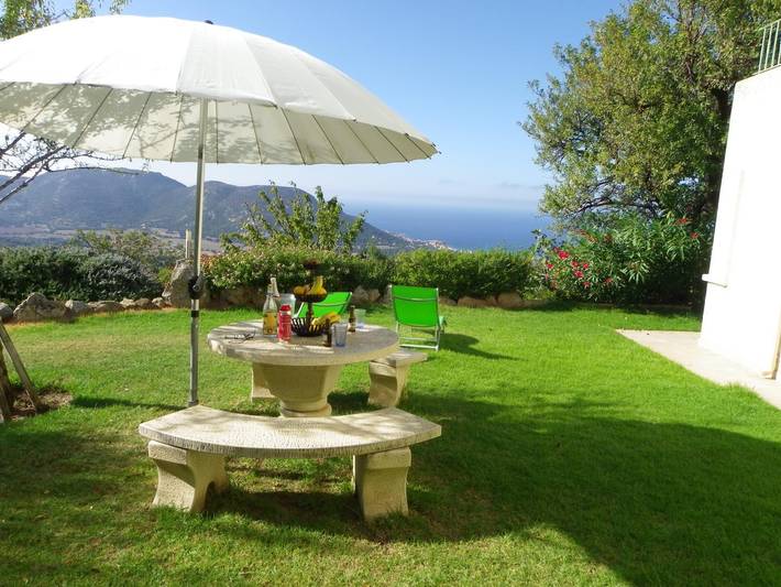 Gîte pour 4 personnes, avec Jardin et Vue à Aregno