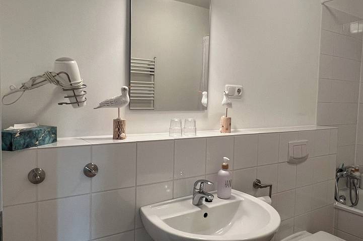 Ferienhaus für 2 Personen, mit Garten und Terrasse in Lübeck - 4