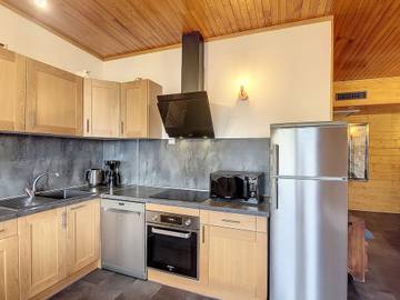 Gîte pour 6 personnes, avec terrasse dans Office De Tourisme La Toussuire