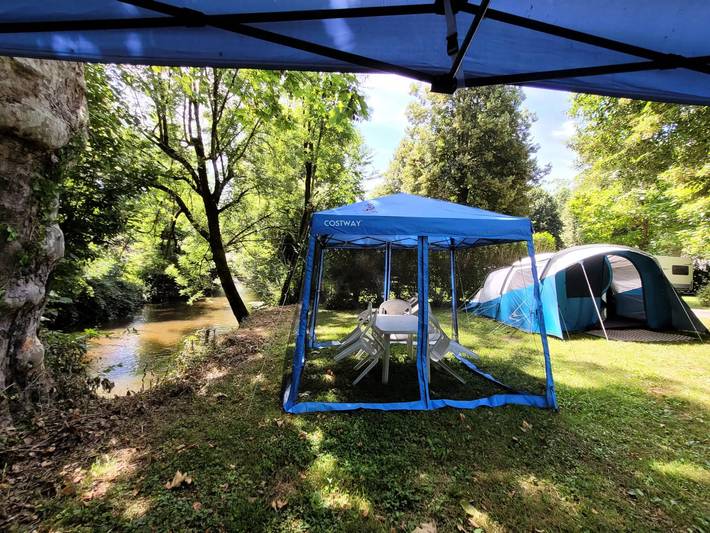 Gîte pour 4 personnes, avec terrasse et piscine dans le Lot - 4