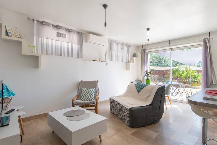 Maison de vacances pour 5 personnes, avec Terrasse ainsi que Jardin et Piscine