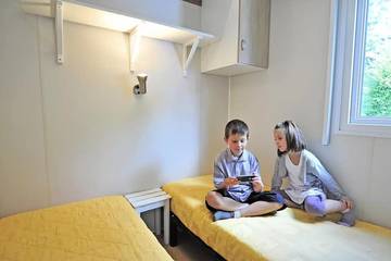 Camping pour 4 Personnes dans Monestier-Merlines, Massif central, Photo 2