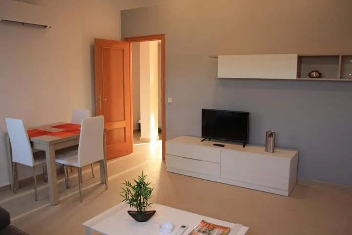 Apartamento de vacaciones para 2 personas, con terraza y vistas - 1