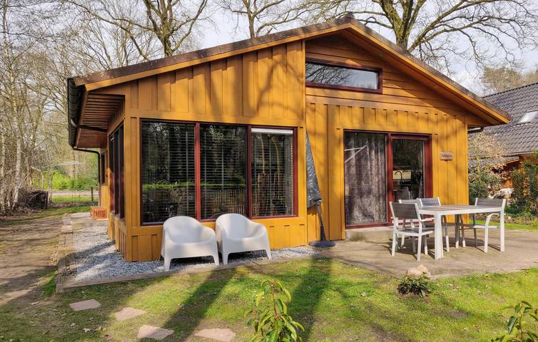 Vakantiehuis voor 4 personen, met Terras en Tuin in Dwingeloo