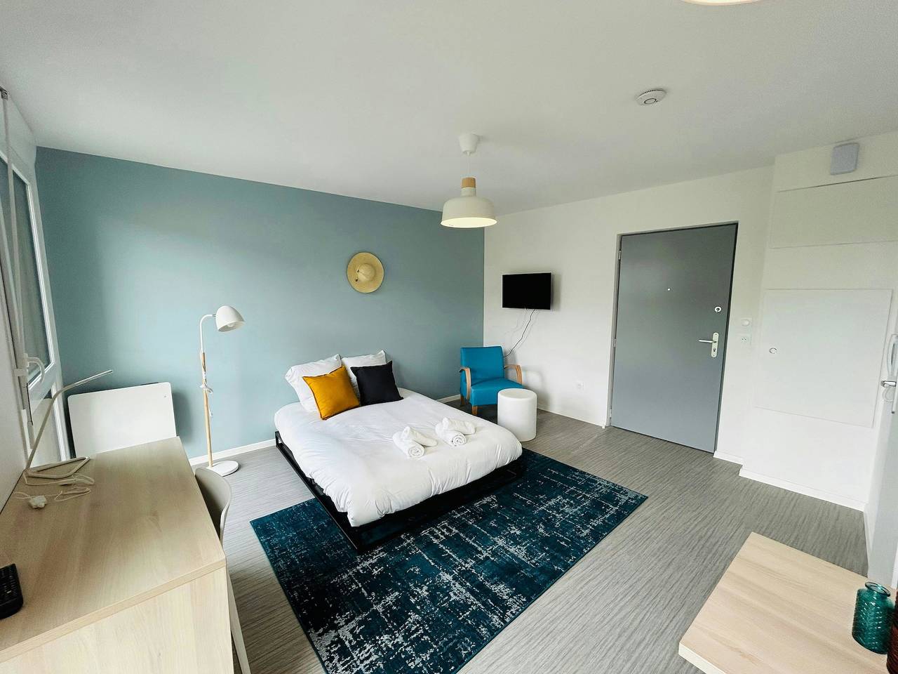 Ganze Wohnung, We Live In R in Reims, Marne