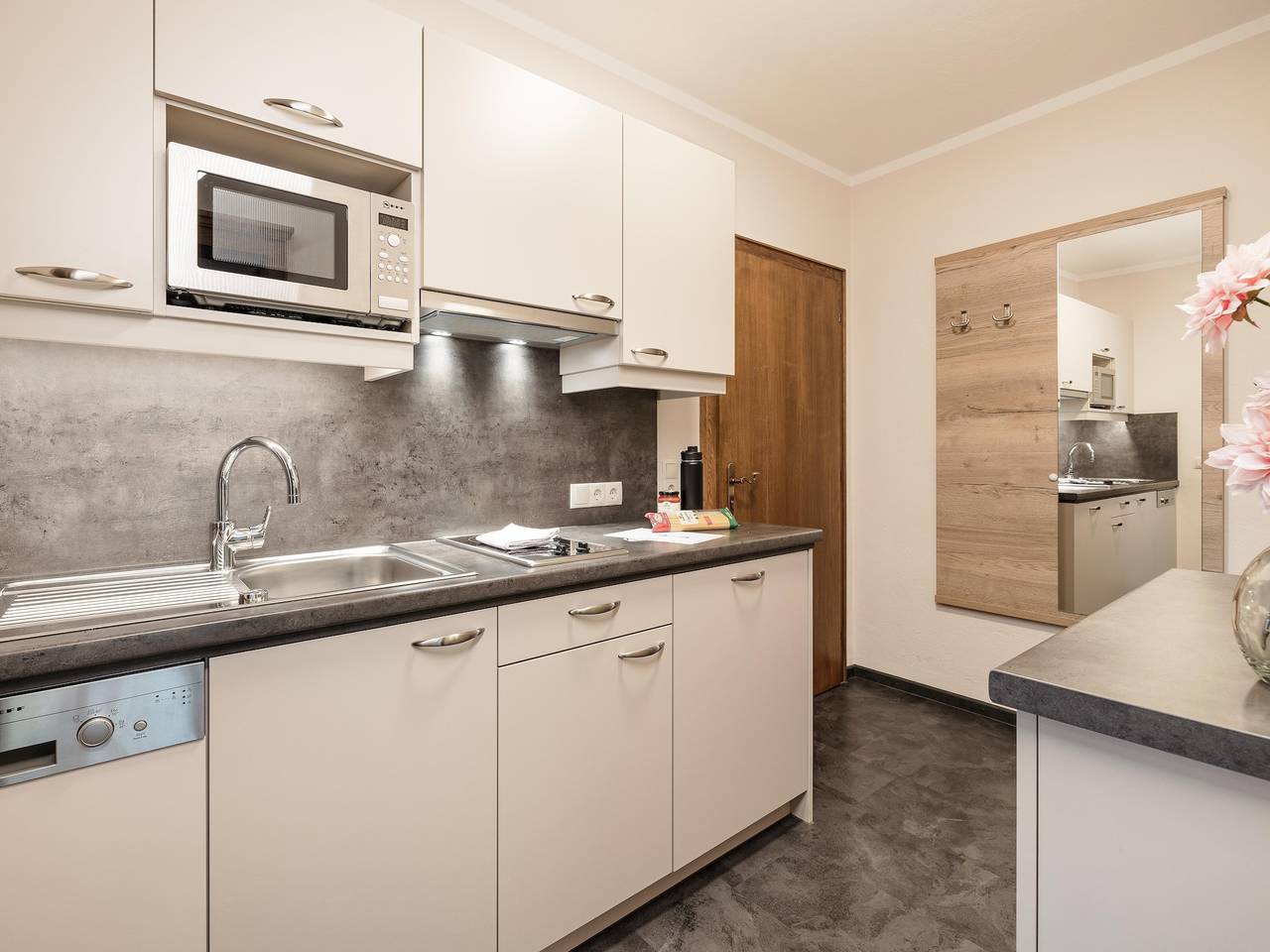 Ganze Ferienwohnung, Apartment 2 mit 1 Schlafzimmer in Hochoetz, Oetz