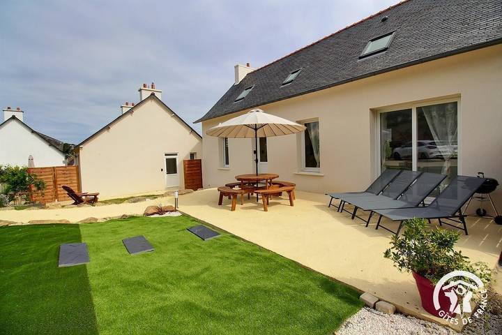 Gîte pour 7 personnes, avec terrasse à Louannec - 3