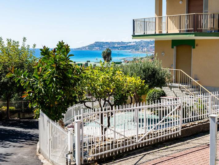 Ferienwohnung für 3 Personen, mit Garten